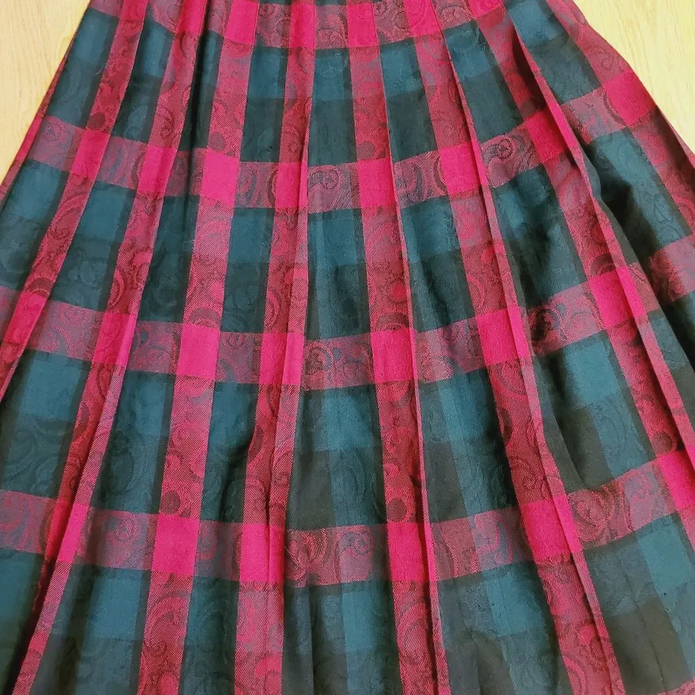 Pendleton Classic Red Black Plaid Paisley Wool Pleated Midi Skirt 12 USA Vintage